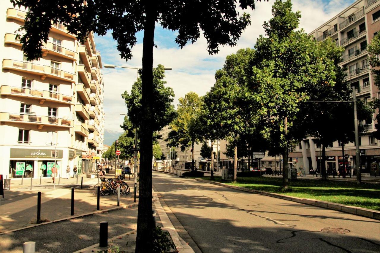 Grenoble Hyper-Centre + Wifi + Netflix Apartment Bagian luar foto