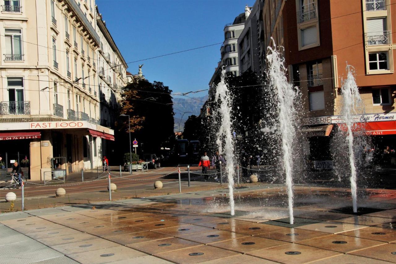 Grenoble Hyper-Centre + Wifi + Netflix Apartment Bagian luar foto